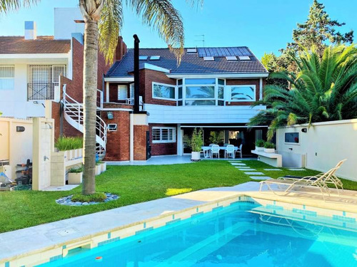 Impecable Casa En Martinez De Libertador Al Rio.