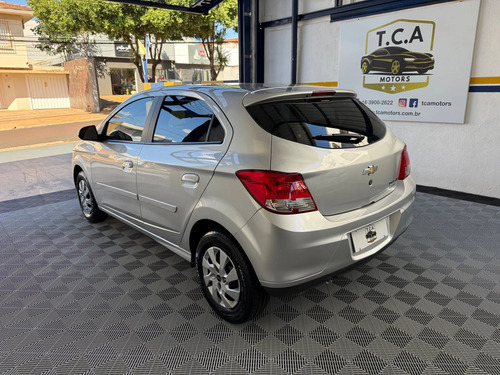 Chevrolet Onix 1.0 MPFI LT 8V FLEX 4P MANUAL