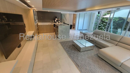 Apartamento ( 2 Niveles/ Amoblado/ Remodelado) Venta La Castellana Mls-25-16876
