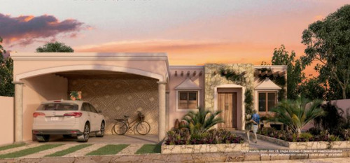 Casa En Venta En Valladolid, Privada Fincas Los Álamos, Modelo Ticul, A 12 Meses.