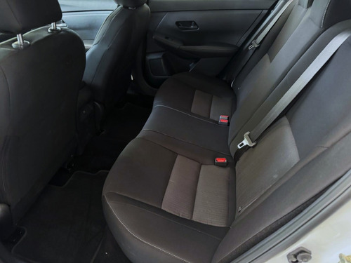 Nissan Sentra 2.0 Advance Cvt