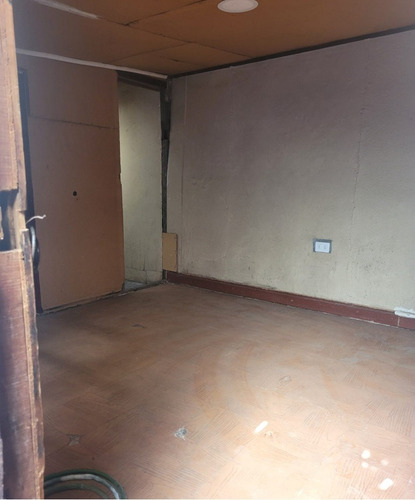 Casa En Venta En Cerrilos 4 Dormitorios 2 Baños 1 Estacion.