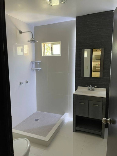 Imagen 10 de 18 de Casa En Venta Con Excelente Ubicacion