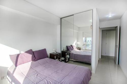 Imagen 12 de 30 de Torre Topacio · Venta · 2 Ambientes · Cochera · Piso Alto Muy Luminoso