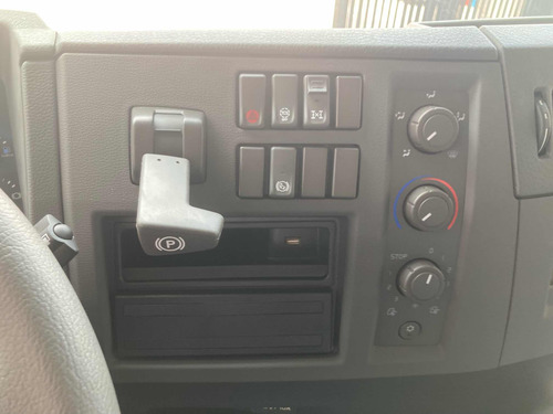 Caminhao Volvo Vm 360 Traçado 6x4 Rolon Rolof Cambio I-shif