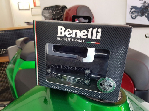 Apoya Pies Benelli Plateado- Tienda Bike Up