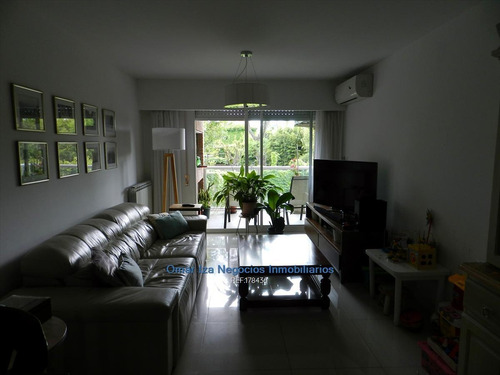 Imagen 2 de 12 de Venta Apartamento Malvin 2 Dormitorios Parrillero 2 Garages Cw178436