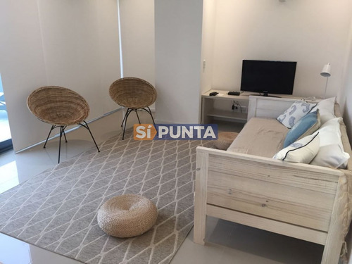 Imagen 4 de 8 de Apartamento En Alquiler En Playa Brava