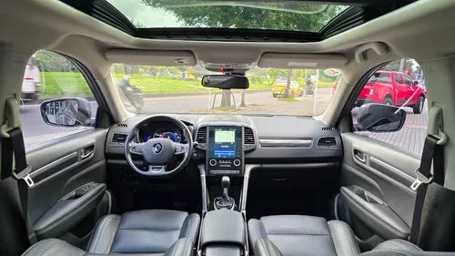 Renault Koleos 2.5 Intens 4X4 Bose