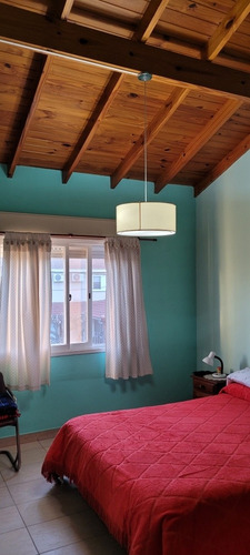 Imagen 10 de 14 de Duplex En Venta En Barrio Democracia Ciudad Evita