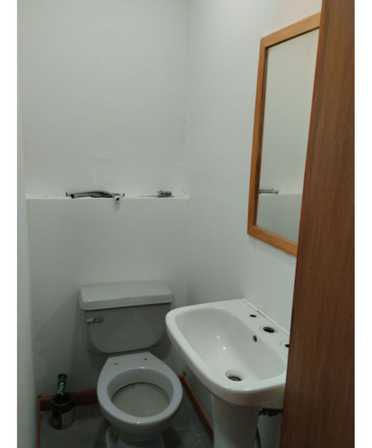 Parcela Con Hermosa Y Amplia Casa Nueva En Condominio Los Ce