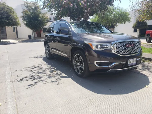GMC Acadia 3.7 Denali At