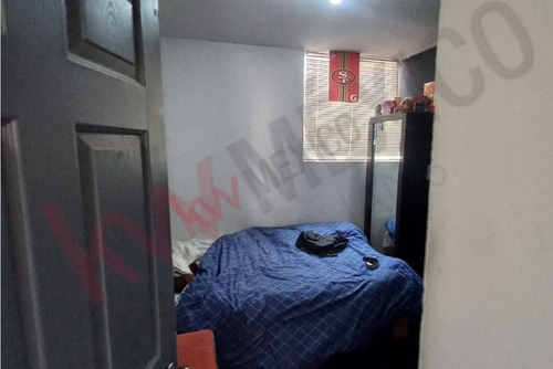 Casa En Venta Con Excelente Ubicación Y Recamara En Planta Baja!!