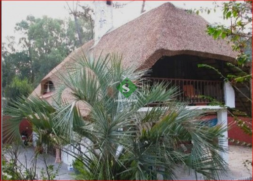 Venta Y Alquiler De Casa En Pinares, 4 Dormitrorios, 3 Baños, Piscina, Buen Lugar.- Ref: 168100
