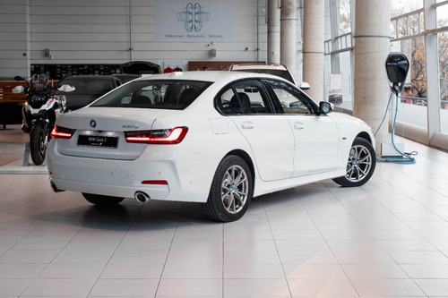 Bmw 330e Urban 2024