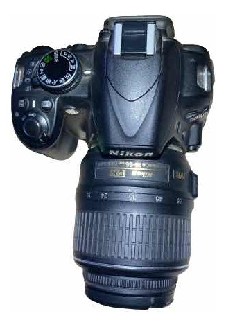 Camara Nikon D3100 + Lente 18-55 Mm