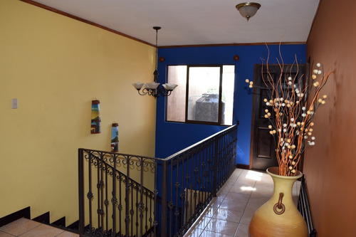 Imagen 10 de 14 de Casa En Fátima Heredia, Zona Tranquila Y Excelente Ubicación