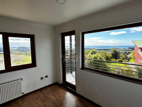 Casa Cerca De Puerto Varas Con Vista Al Lago Y Volcanes