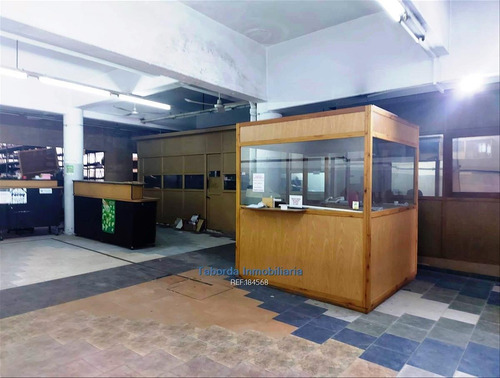Imagen 7 de 13 de Buceo Amplio Local Comercial Cw184568