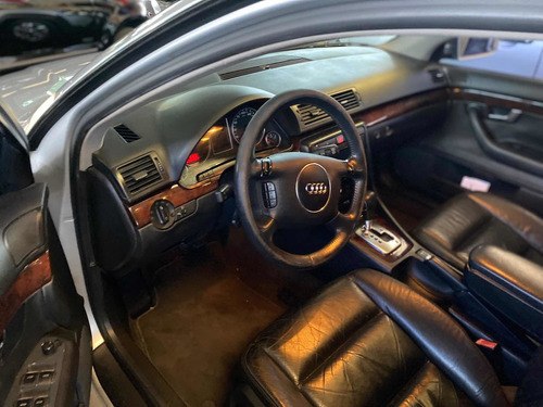 Imagem 8 de 14 de Audi A4 Avant 2003 2.4 Multitronic 5p