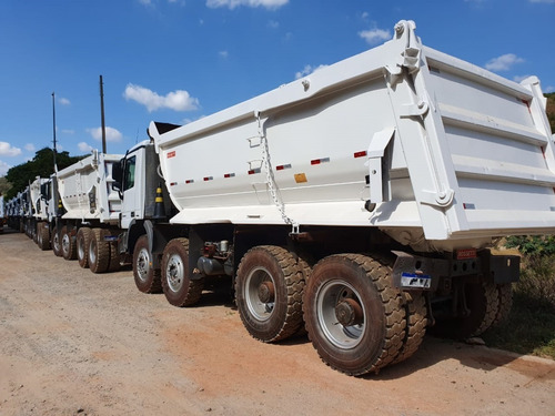 Imagem 12 de 15 de Mercedes-benz Actros 4844 8x4 Ano 2013/2014 Traçado