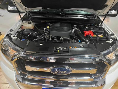 Imagen 14 de 16 de Ford Ranger 2019 3.2 Cd Limited Tdci 200cv Manual