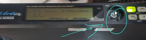 Processador De Efeito Alesis Midiverb 4 Advanced Leia-leia2