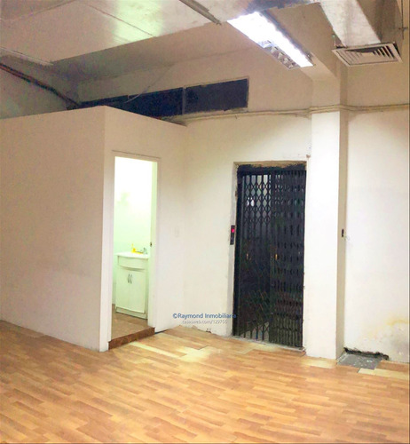 Excelente Local 319m2 En 8 De Octubre Y Comercio