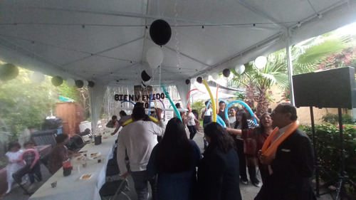 Tecladista Versátil O Dueto Cn Chica Cantante Batucada Prend
