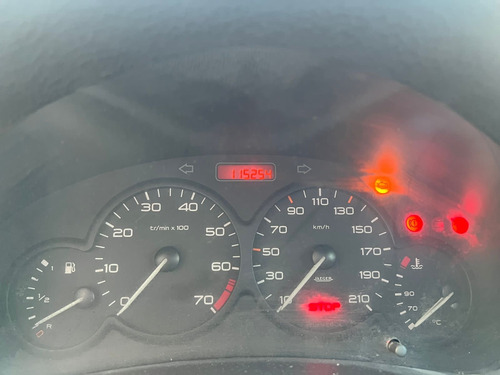 Peugeot 206 1.6 Xr Premium
