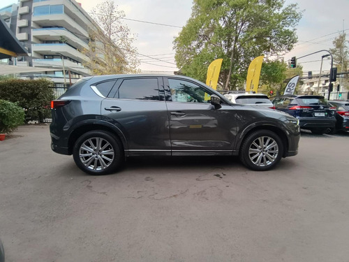 Mazda CX-5 -