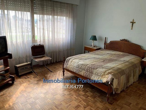Casa De Tres Dormitorios En Punta Gorda