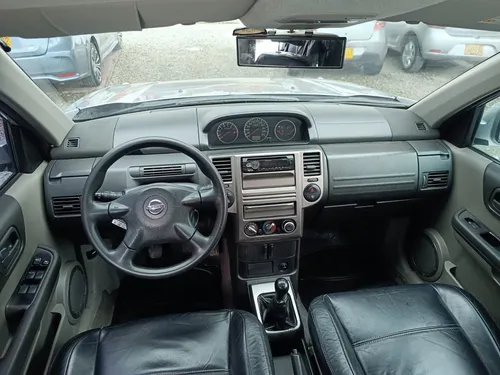 Nissan Xtrail 2.5 S Basica