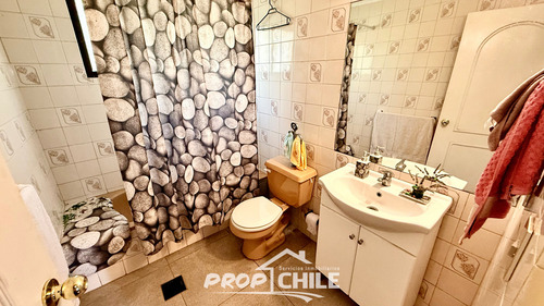 Casa Y Cabañas En Pirque En Venta. (93819)