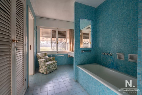 Casa En Venta En Barrio Golf, Superficie De Terreno: 4000 M2, Superficie Edificada: 557 M2