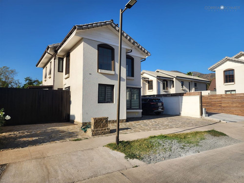 Casa En Venta 4 Dorm. Condominio Cerrado En Machalí