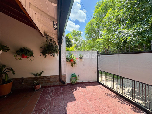 Venta Casa 4 Ambientes En Haedo