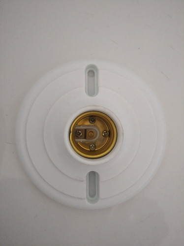 Sócate Plástico Tipo Plafón Rosca E-27 120v100w
