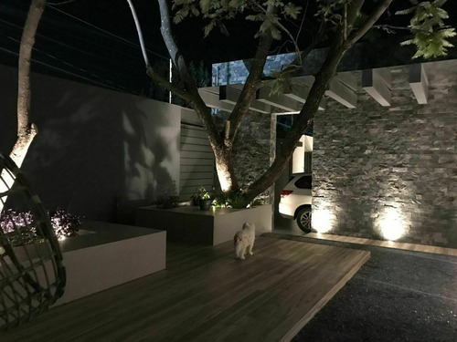 Casa De Ensueño En Venta En Villas Del Mesón