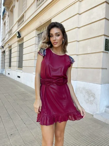 Vestidos volados cortos hotsell