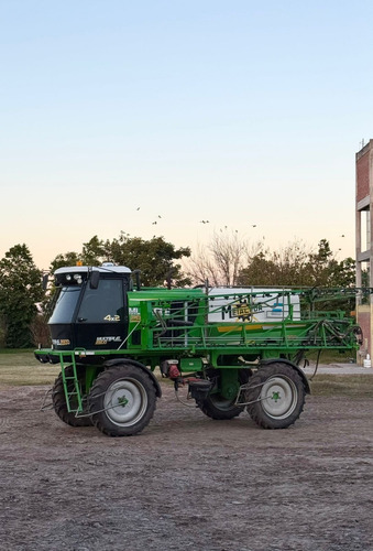 Pulverizadora Metalfor 2800 Reacondicionada