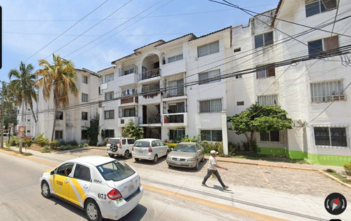 Departamento Ubicado El Colonia Las Aralias Puerto Vallarta Jalisco. Con 2 Recamaras Y 74m2. A Unos Minutos De Playas Las Glorias.