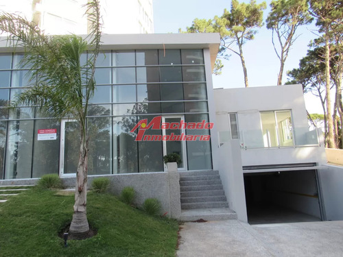 Local Comercial En Torres Con Servicios