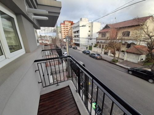 Imagen 17 de 30 de Departamento De 2 Ambientes - A La Calle - Alberti 3300