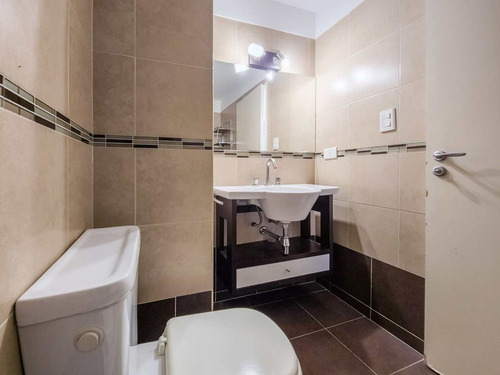Venta Semipiso 2 Ambientes Con Balcon Terraza