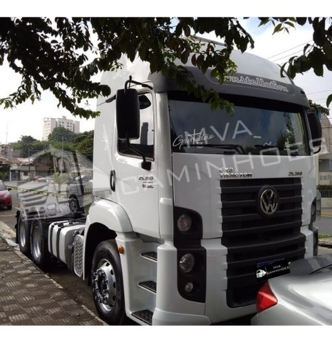 Imagem 2 de 9 de Caminhão Volkswagen 25-390 - 6x2 T