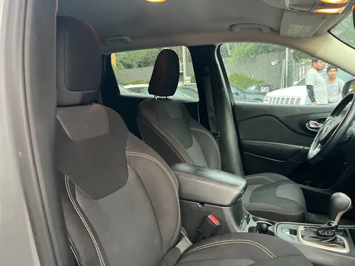 Jeep Cherokee Latitude