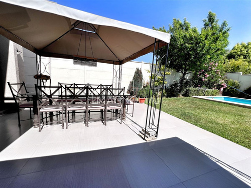 Casa En Venta Impecable En Chamisero A Pasos Del Jumbo