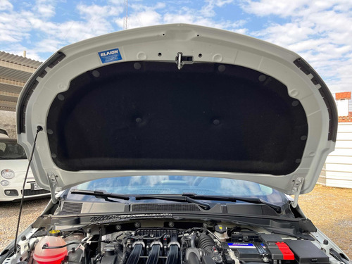 Imagen 20 de 23 de Chevrolet Onix 2020 1.2 Lt Tech Onstar