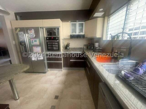 Apartamento En Venta Urb. Miranda Jose Carrillo Bm Mls #24-28815